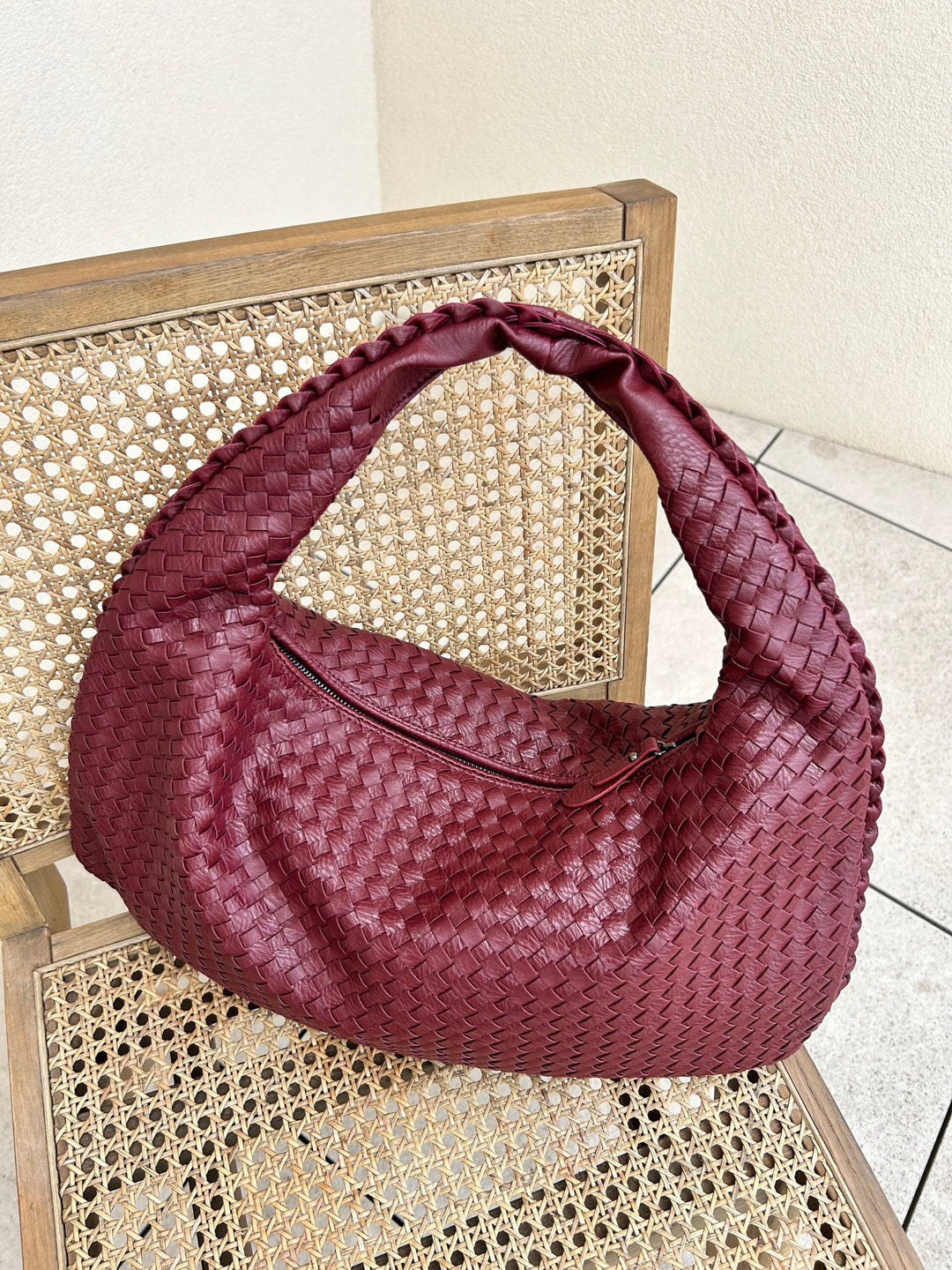 Nexira - Geräumige Schultertasche Mit Flechtmuster