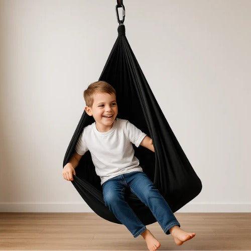 CalmSwing | Sensorische Autismus-Therapie-Schaukel für Innen- und Außenbereich Schwarz Decorique.de