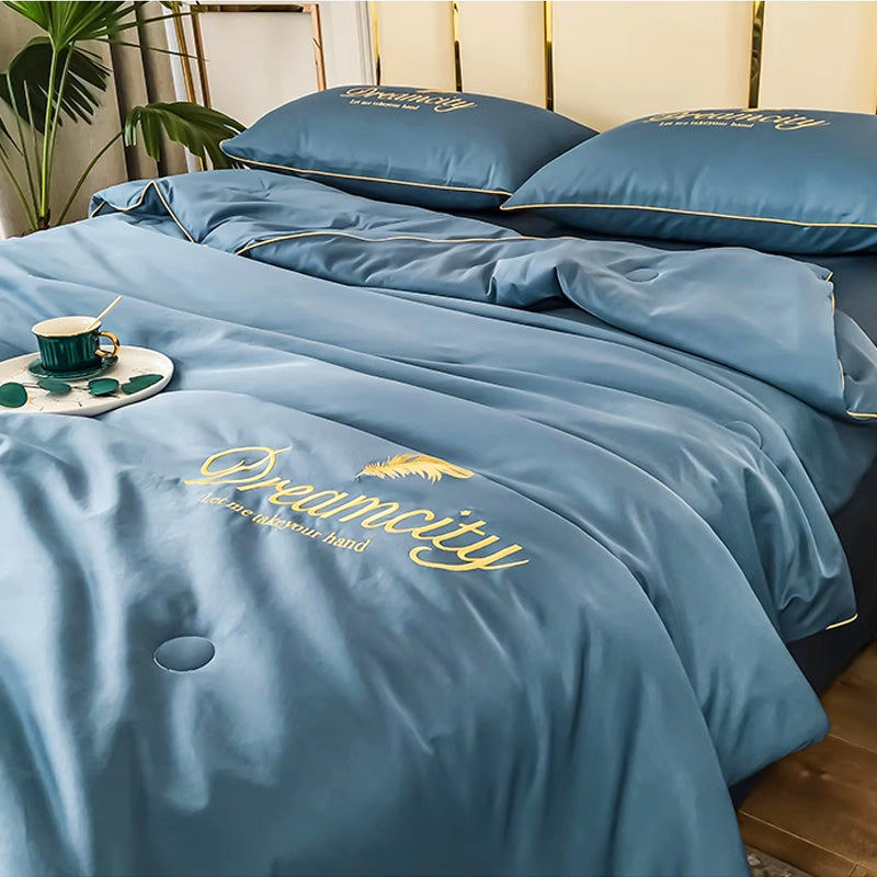 CoolDream | Atmungsaktive Eisseiden-Bettdecke Decorique.de
