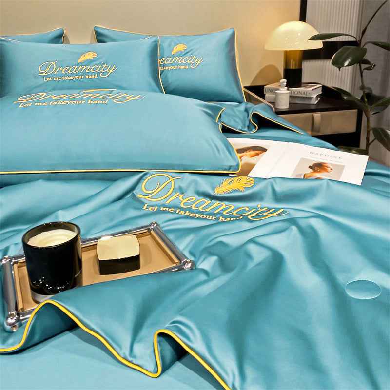 CoolDream | Atmungsaktive Eisseiden-Bettdecke Himmelblau Decorique.de