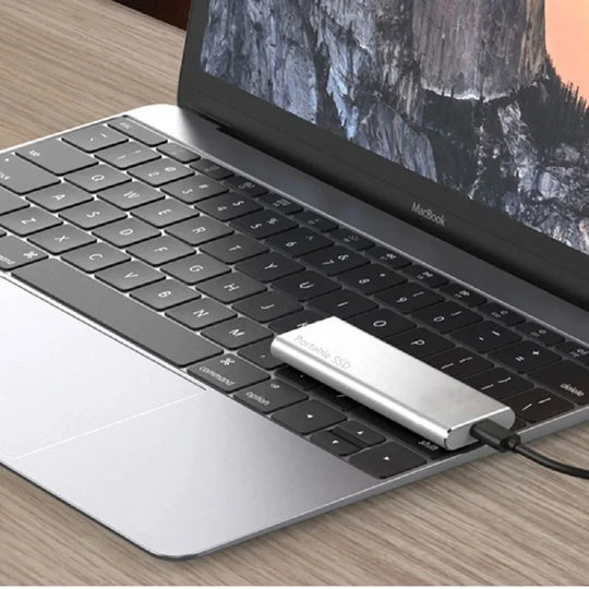 DriveBox | Ultrakompakte 4 TB USB-C Festplatte für sichere Datenspeicherung Decorique.de
