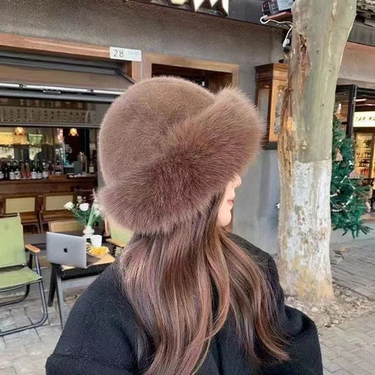 FurLuxe | Plüsch-Fellmütze – Dicke warme Fütterung & schicker Winterstil Hellbraun Decorique.de