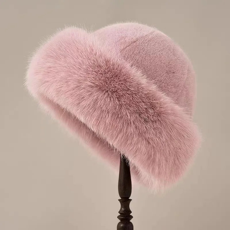 FurLuxe | Plüsch-Fellmütze – Dicke warme Fütterung & schicker Winterstil Hellrosa Decorique.de