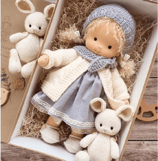 LittleCarol | Handgemachte Waldorf-Puppe – Sanft, Waschbar & Langlebig Decorique.de