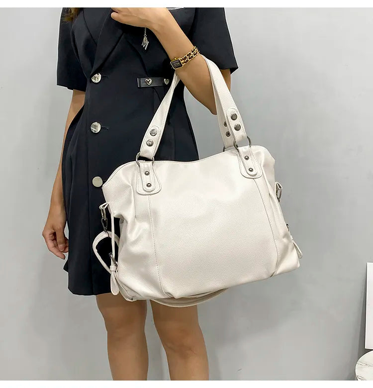 Luisa | Schultertasche – Minimalistischer Look, der jedes Outfit aufwertet Decorique.de