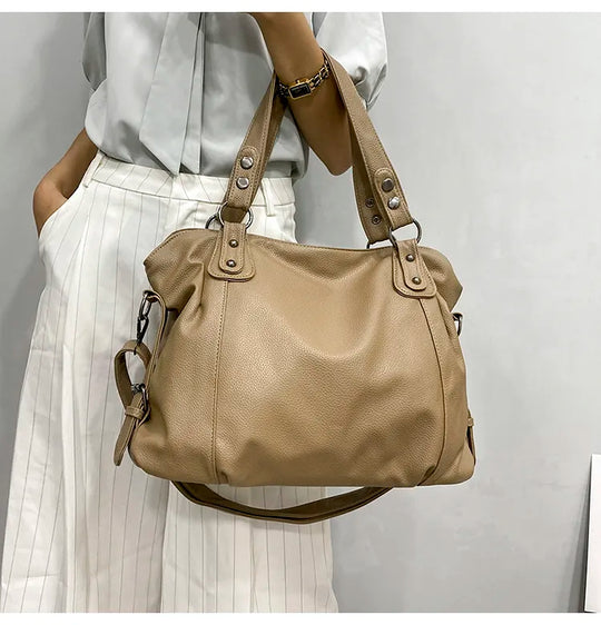 Luisa | Schultertasche – Minimalistischer Look, der jedes Outfit aufwertet Decorique.de