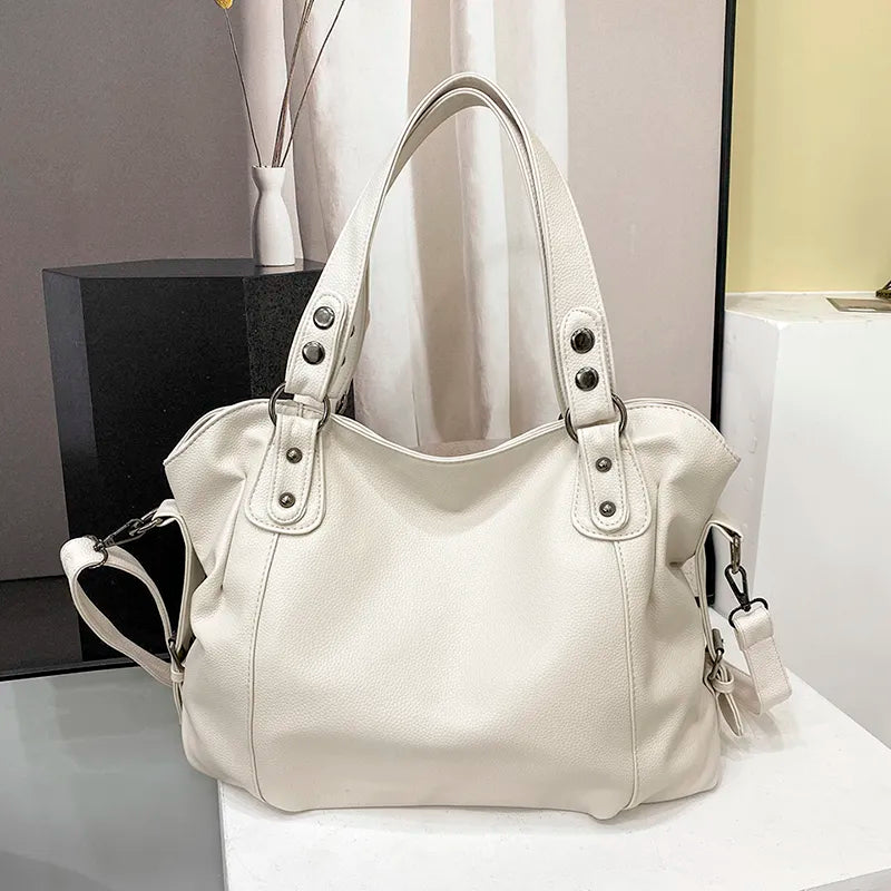 Luisa | Schultertasche – Minimalistischer Look, der jedes Outfit aufwertet Weiß Decorique.de