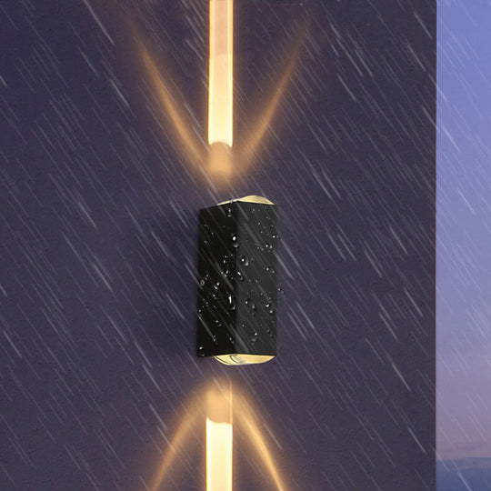 LumaBloc | Moderne Außenleuchte aus Aluminium Groß - Ein Hauptstrahl nach oben und unten Nicht dimmbar Neutrales Licht (4000K) Decorique.de
