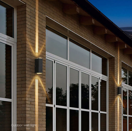 LumaBloc | Moderne Außenleuchte aus Aluminium Groß - Ein Hauptstrahl nach oben und unten Nicht dimmbar Weißes Licht (5000K) Decorique.de