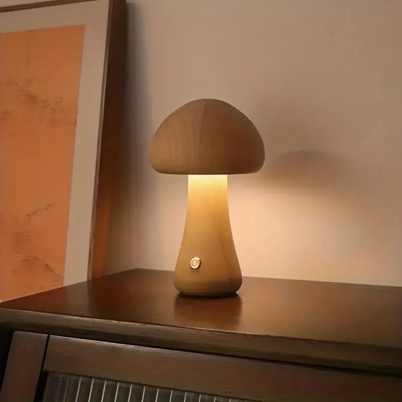 Mushglow | Einzigartige kabellose Pilzlampe Buchenholz Decorique.de
