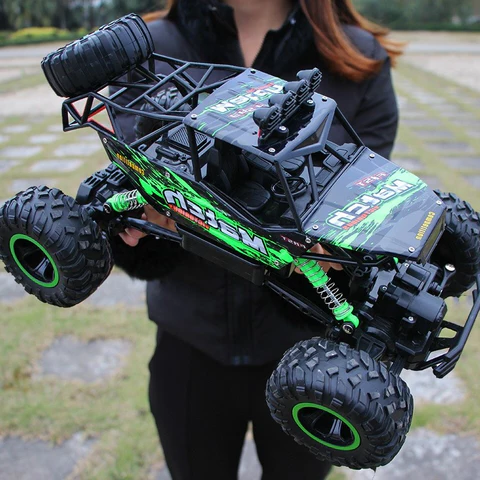 RockStorm | 4x4 Felsenkriecher Monstertruck Grün Decorique.de