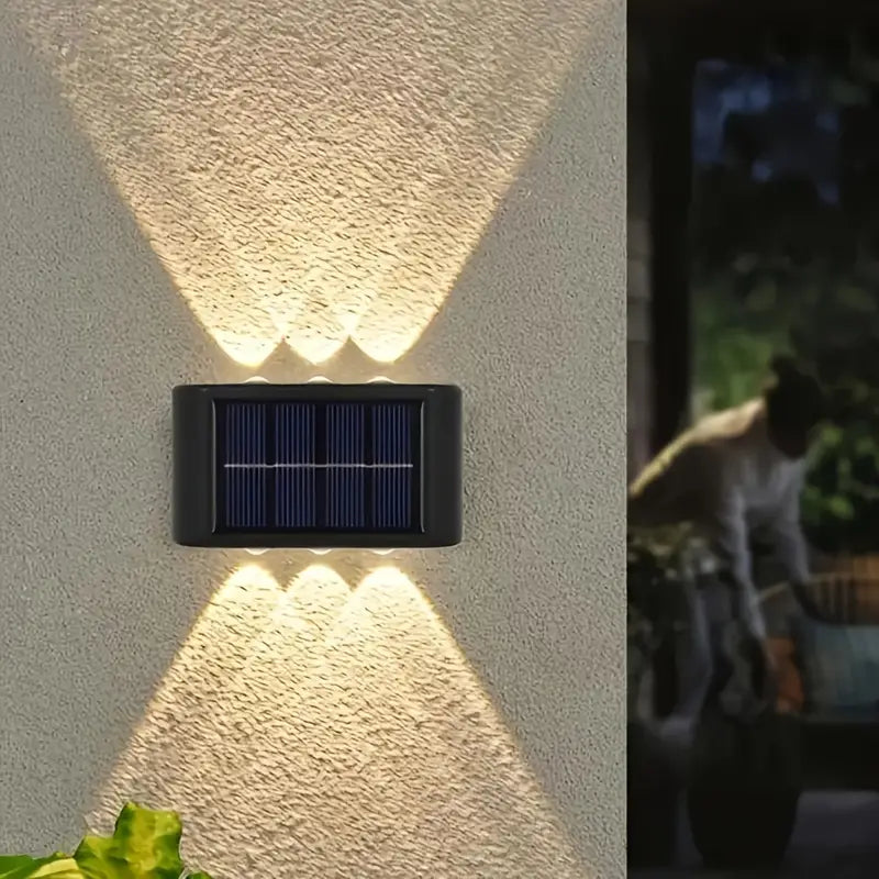SolarGlow | Nachhaltige & Vielseitige Außenwandleuchte Warmes Licht Decorique.de