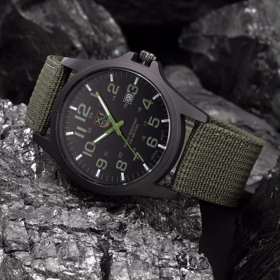 TimeForce | Robuste, vom Militär inspirierte Armbanduhr Grün Decorique.de