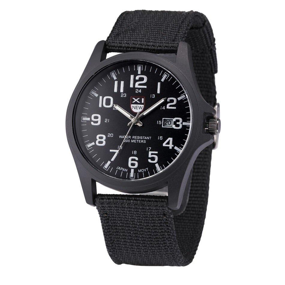 TimeForce | Robuste, vom Militär inspirierte Armbanduhr Schwarz Decorique.de