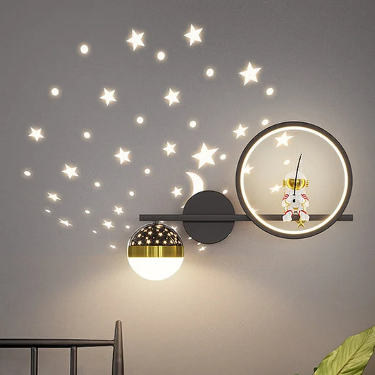 TinyGlow | Moderne Kinder Wandlampe Schwarz links Drei Farben Decorique.de
